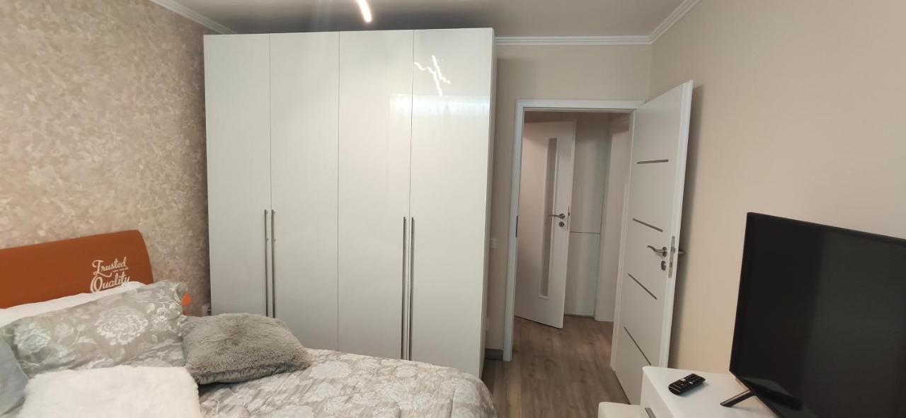 Ferienwohnung Casa Lux Bukarest Exterior foto